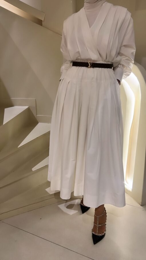 White skirt set