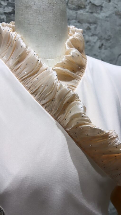 Rhinestoned collar blazer - Image 3